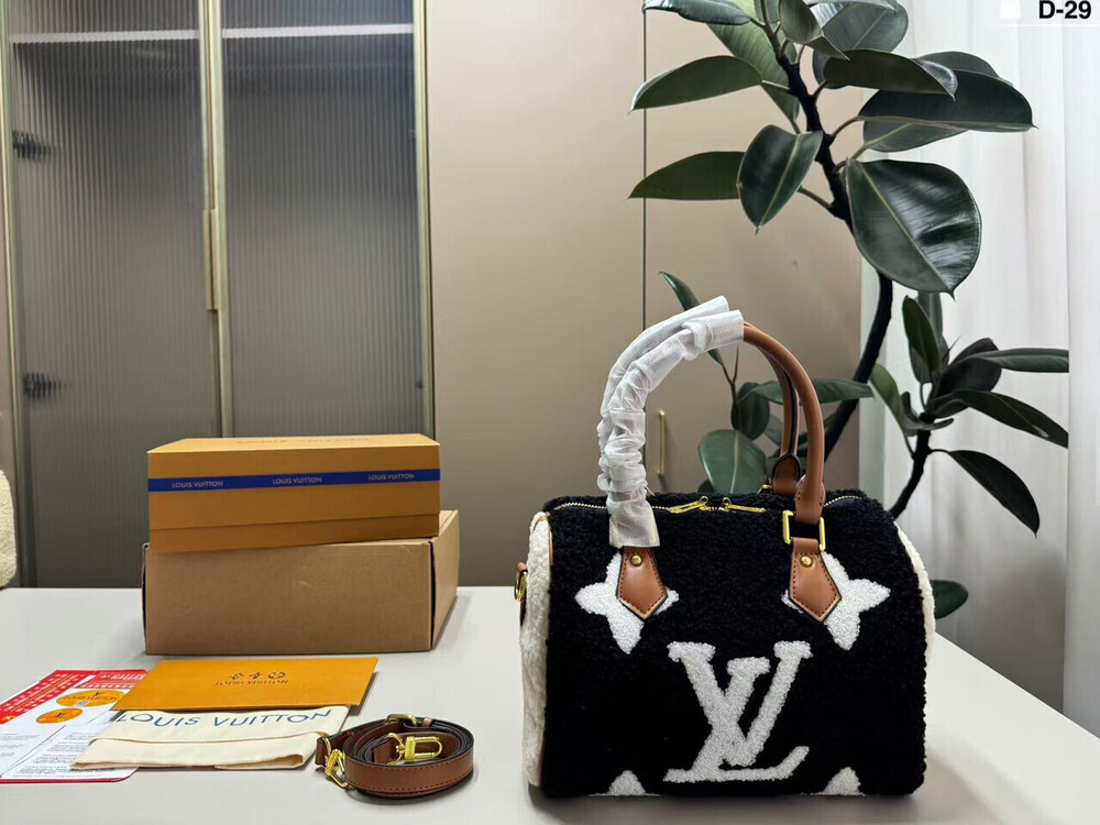 Louis Vuitton Tote